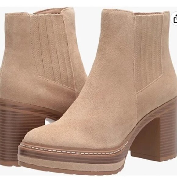 Steve Madden Shoes - Steve Madden Searches Sand & Stone Suede Chelsea Platform Boots Women's Size 10
